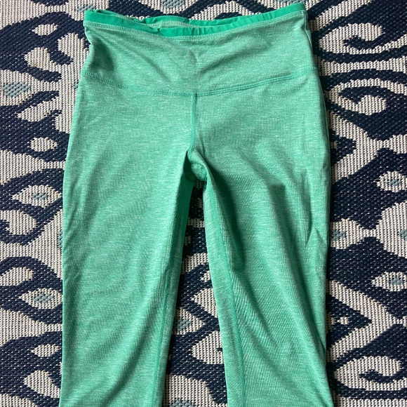 Prana Tori Capri Yoga Leggings - Picture 4 of 7